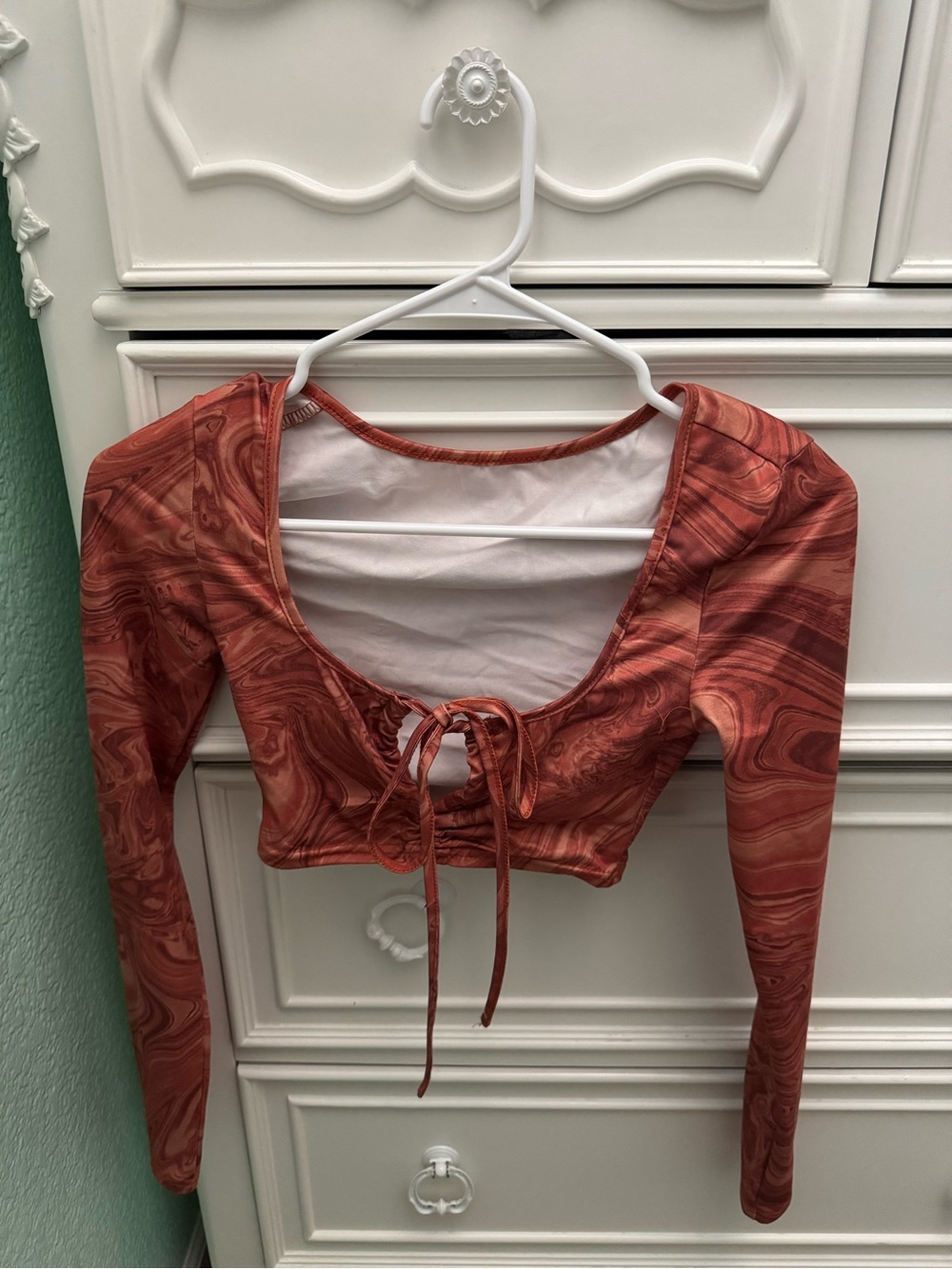 SHEIN Marble-Print Tie-Front Long Sleeve Crop Top